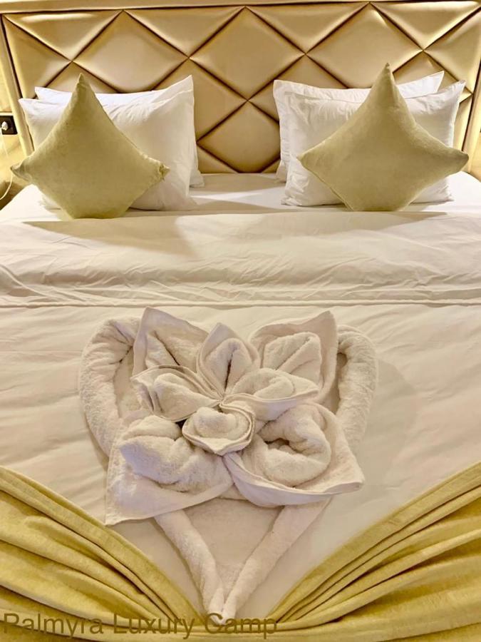 Palmyra Luxury Camp Hotel เมอร์ซูกา ภายนอก รูปภาพ
